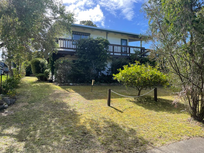 9 Howden Court, Mallacoota, Vic 3892 Property Details