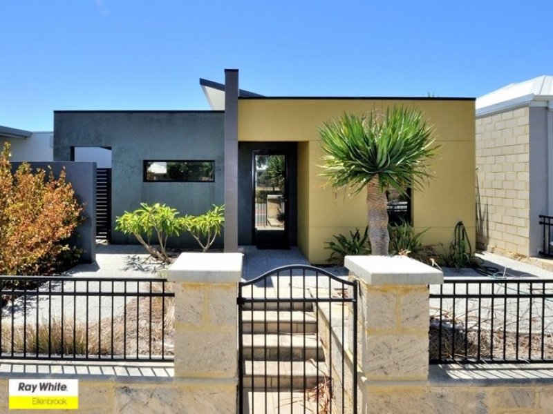 18 Dunrobin Drive, Ellenbrook, WA 6069