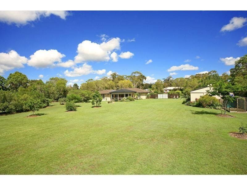 64 Edington Drive, Cooroibah, Qld 4565 Property Details