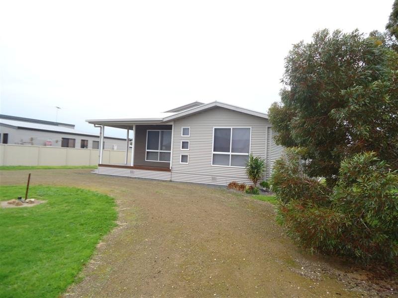 2 Linnell Drive, Beachport, SA 5280 Property Details