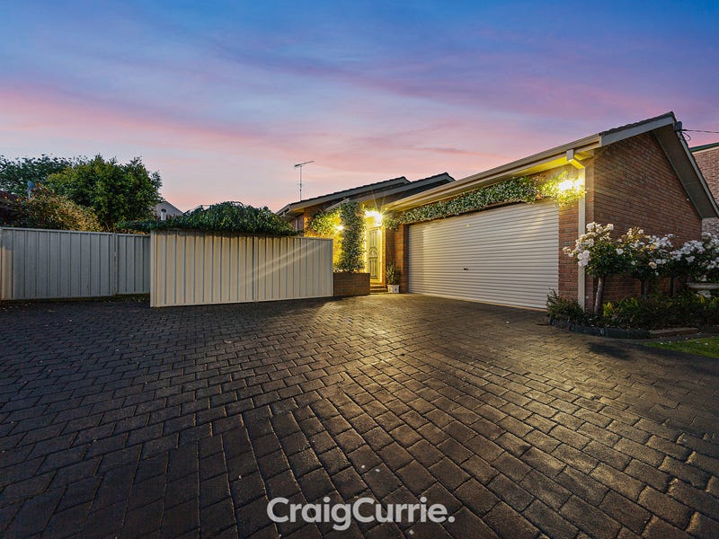 81 Eagle Drive, Pakenham, Vic 3810 Property Details