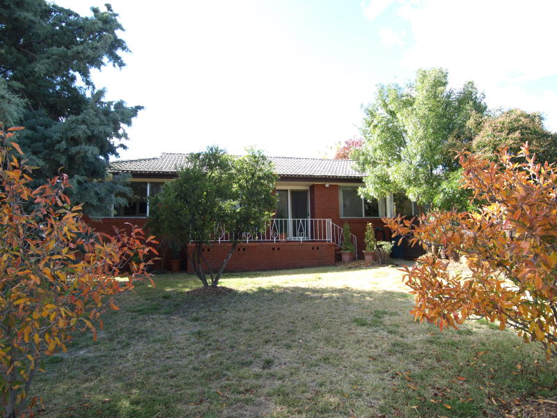 6 Laura Place, Karabar, NSW 2620