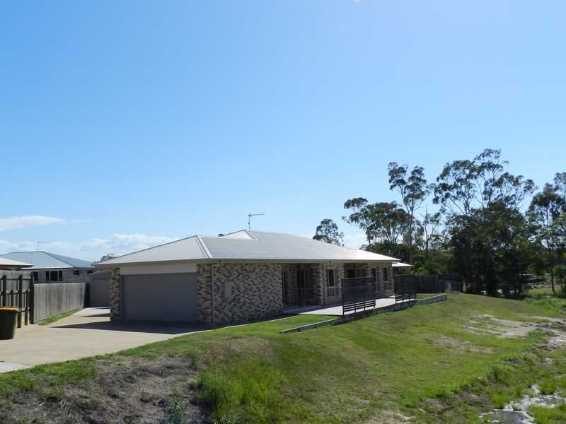 2 Golf View Drive, Boyne Island, QLD 4680