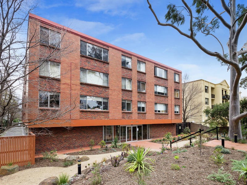 16/212 The Avenue, Parkville, Vic 3052 Property Details