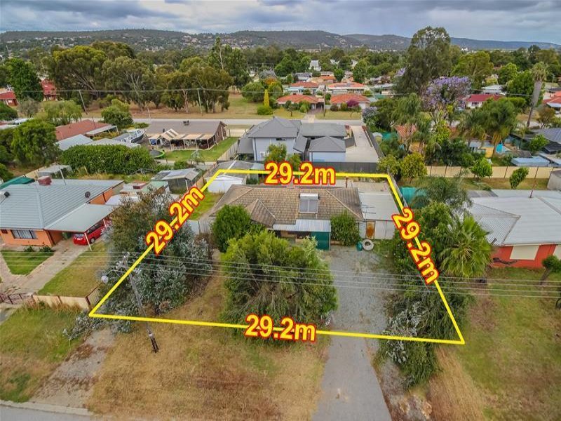 16 Werndley Street, Armadale, WA 6112 Property Details