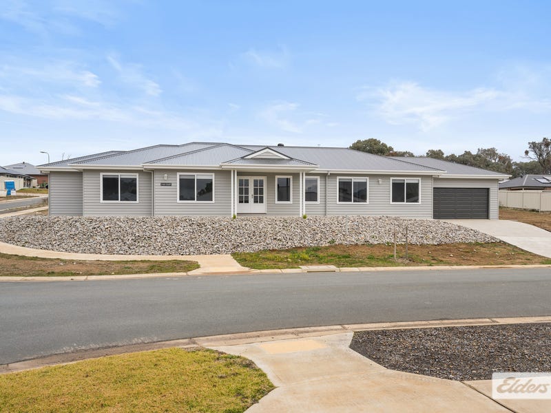 2 Bay Court, Tangambalanga, Vic 3691 House for Sale