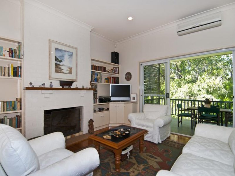 109 Glen Eagles Drive, Robina, Qld 4226 Property Details