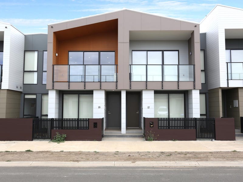 15 Carrick Street, Point Cook, VIC 3030