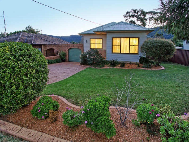 26 Yuill Avenue, Corrimal, NSW 2518