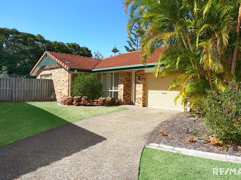 1 5 Santa Cruz Blvd, Clear Island Waters, Qld 4226 Villa for Sale