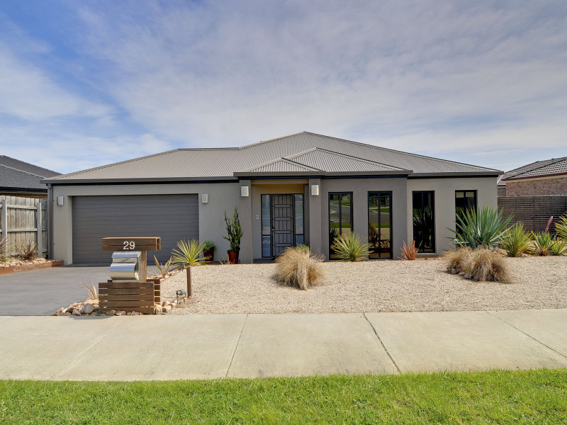 29 Riverslea Boulevard, Traralgon, Vic 3844 Property Details