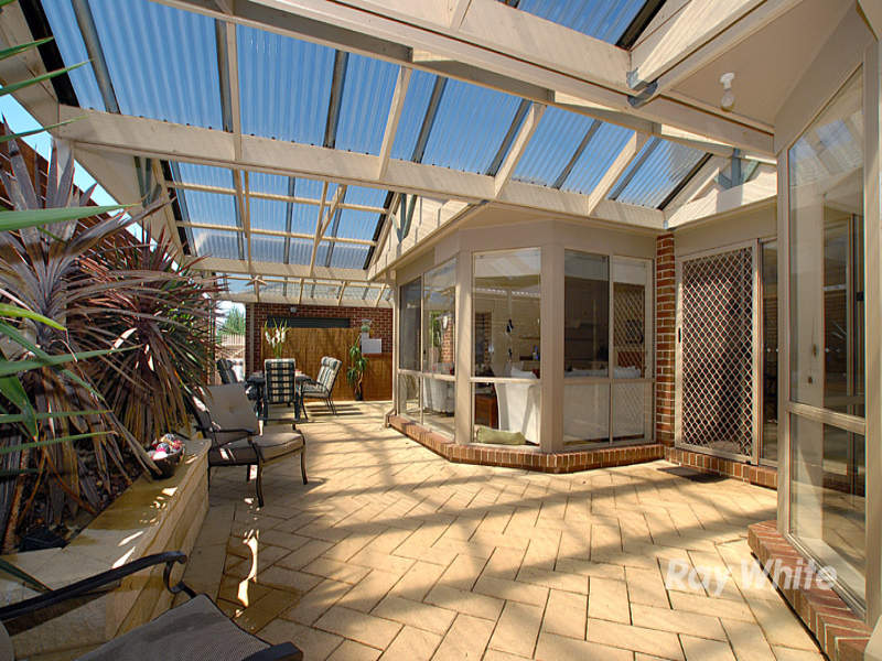 49 Berwick Springs Promenade, Narre Warren South, VIC 3805 realestate