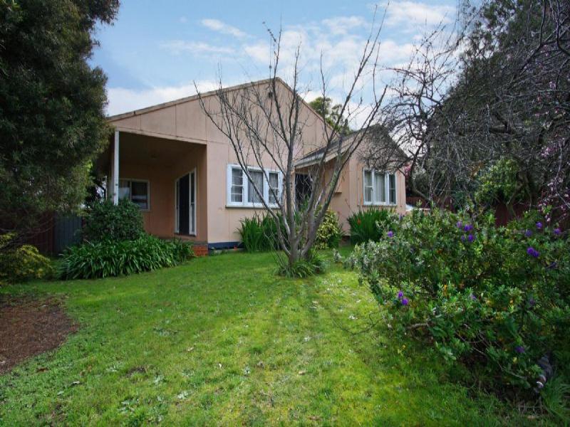 16 Charles Street, Dromana, Vic 3936 Property Details