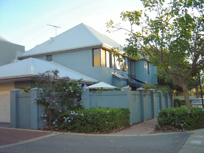 80 Coral Tree Avenue, Subiaco, WA 6008