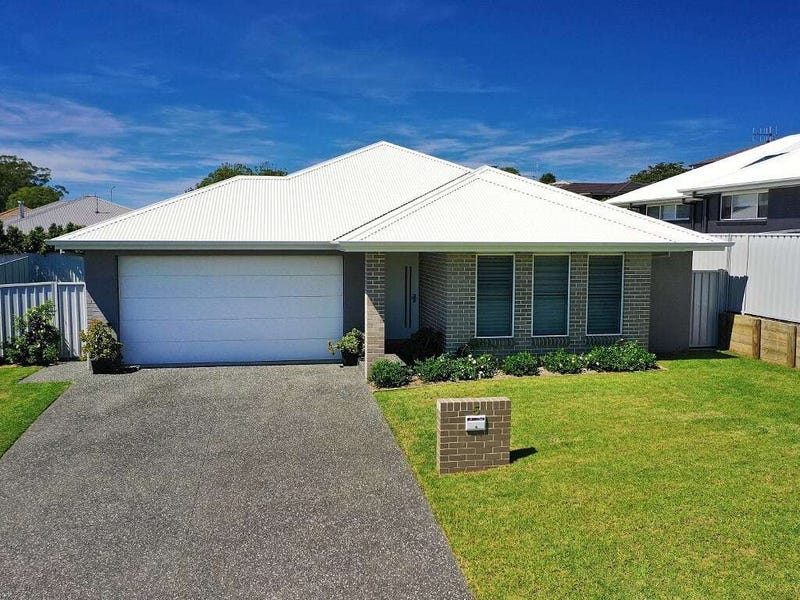 5 Hillside Terrace, Black Head, NSW 2430
