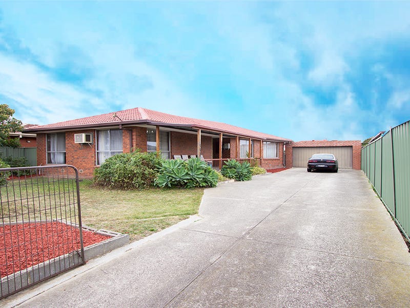 105 Carrick Drive, Gladstone Park, VIC 3043