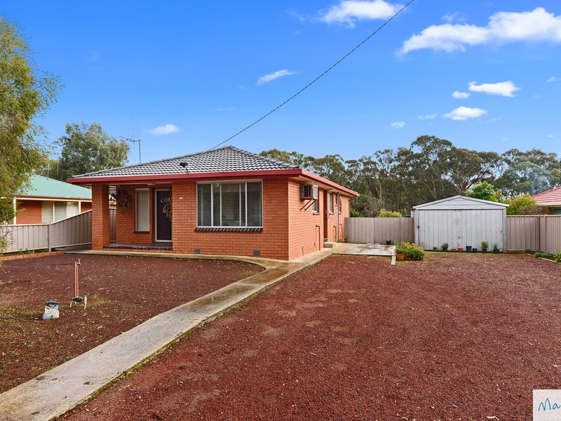 126 Lockwood Road, Kangaroo Flat, Vic 3555