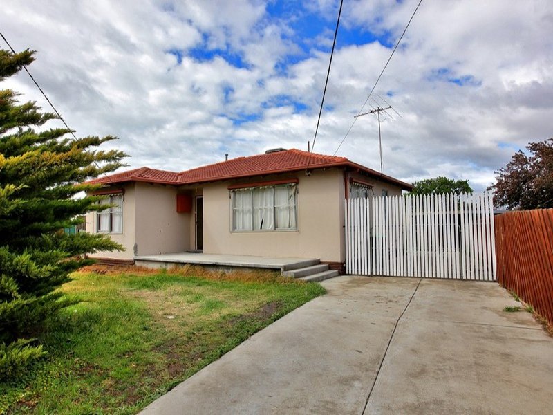16 HILLMAN STREET, Laverton, Vic 3028 Property Details
