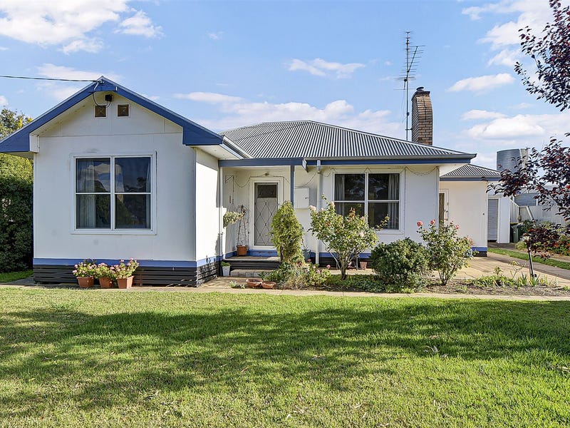 4 Railway Street, Goroke, Vic 3412 Property Details