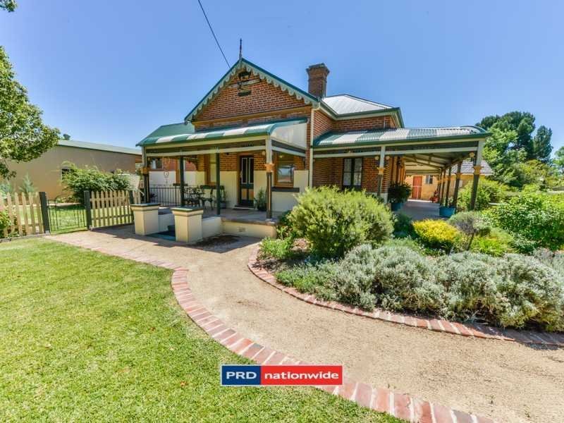 42 Strafford Street, Manilla, NSW 2346 Property Details