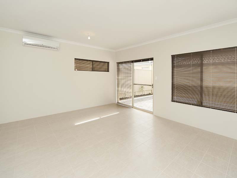 99 Lambeth Circle, Wellard, WA 6170