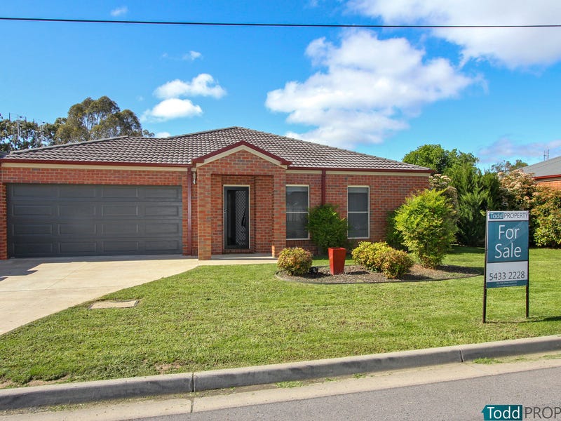 13 McMahon Street, Heathcote, Vic 3523 Townhouse for Sale