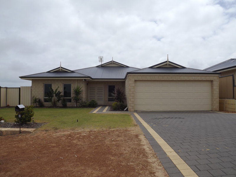 5 Linthorne Road, Port Denison, WA 6525