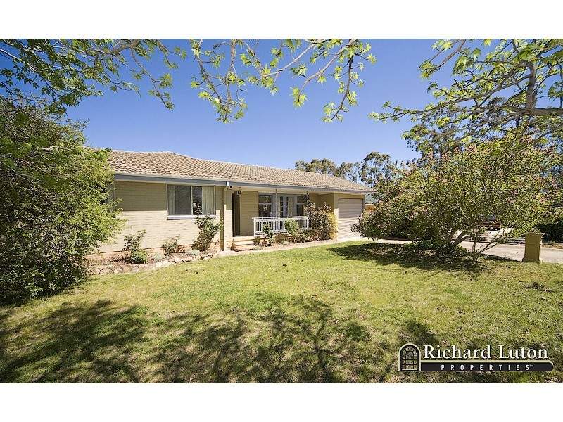 11 Dowling Street, Watson, ACT 2602