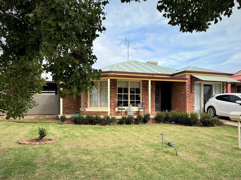 5 Christina Close, Parkes, NSW 2870 Property Details