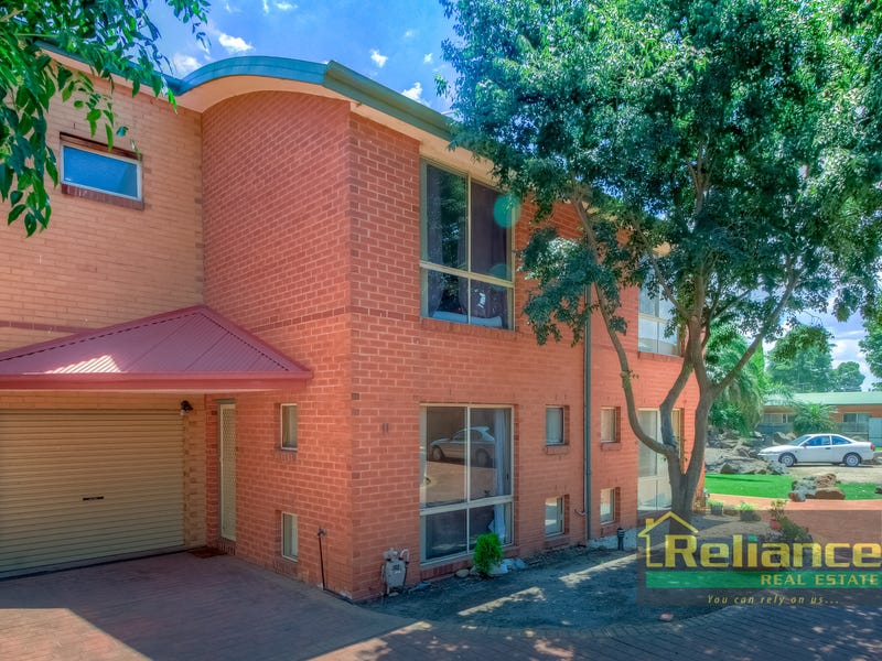 11/83 Rufus Street, Epping, Vic 3076 Property Details