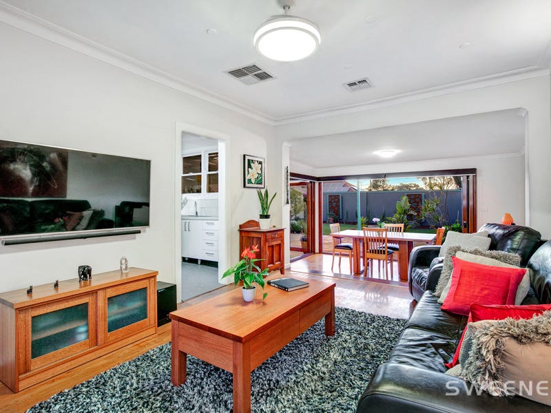 39 Seventh Avenue, Altona North, VIC 3025