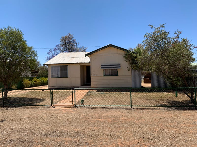 32 Campbell St, Trangie, NSW 2823 - Property Details