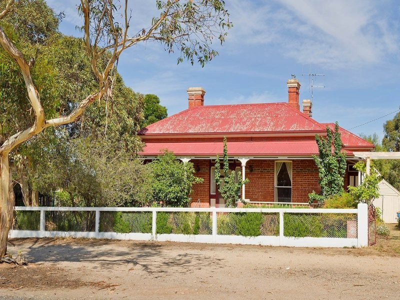 89 Hargraves Street, Castlemaine, Vic 3450 Property Details