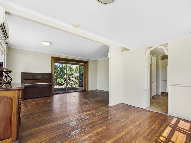 13 Maxwell Brown Drive, Southport, QLD 4215