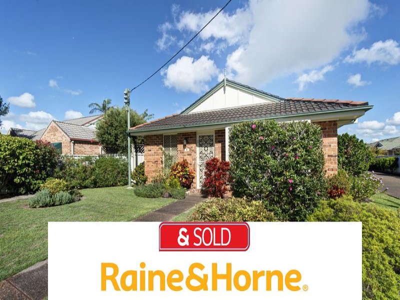 1/15 WOOD, Swansea, NSW 2281 Property Details