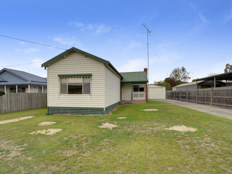 4 Gillies Crescent, Traralgon, Vic 3844 Property Details