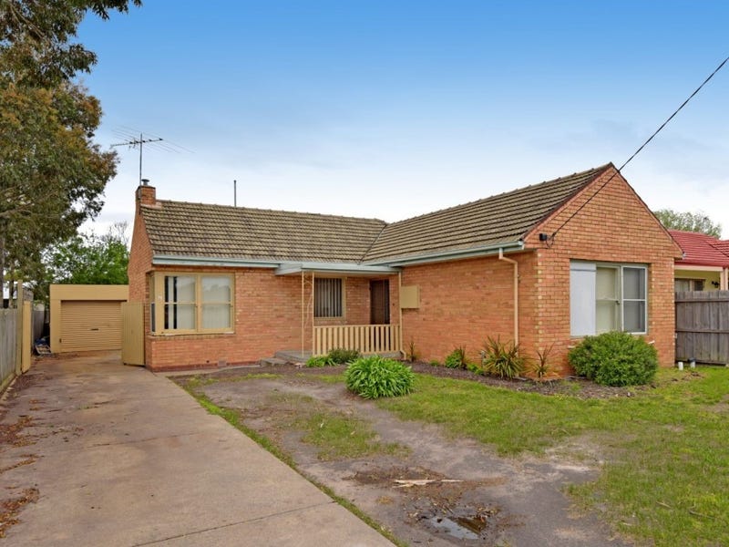 19 Digby Avenue, Belmont, Vic 3216 Property Details