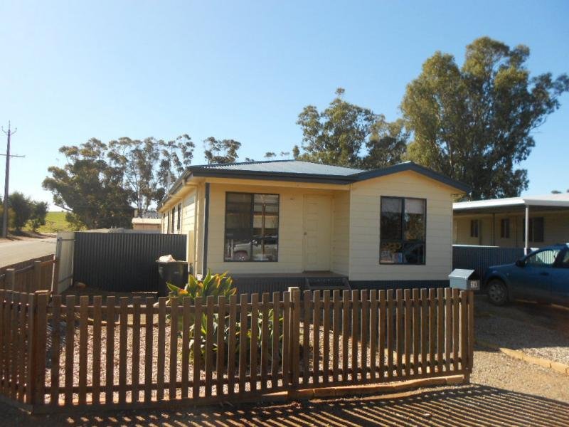 28 Houghton Street, Jamestown, SA 5491 Property Details