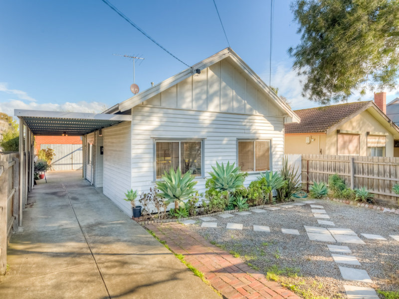 15 Benjamin Street, Sunshine, Vic 3020 Property Details