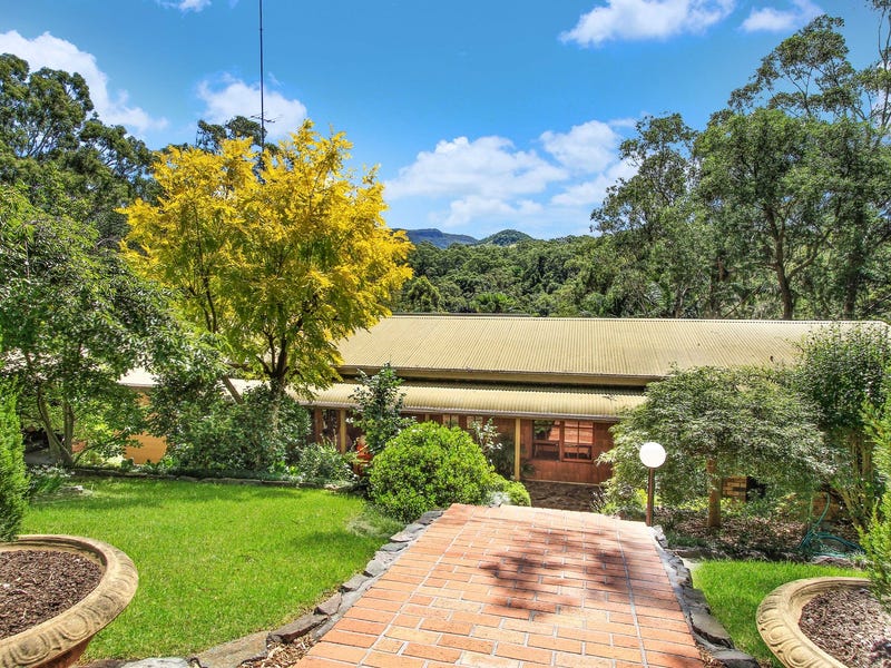1 William James Drive, Mount Kembla, NSW 2526