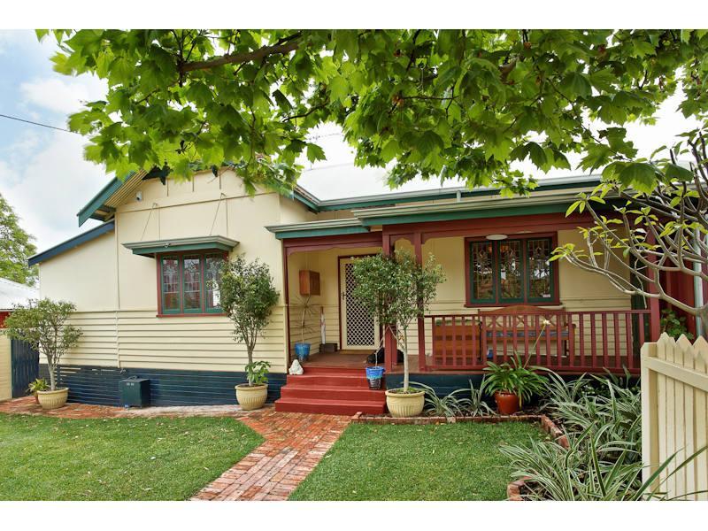 8 Stevens Street, Fremantle, WA 6160 Property Details