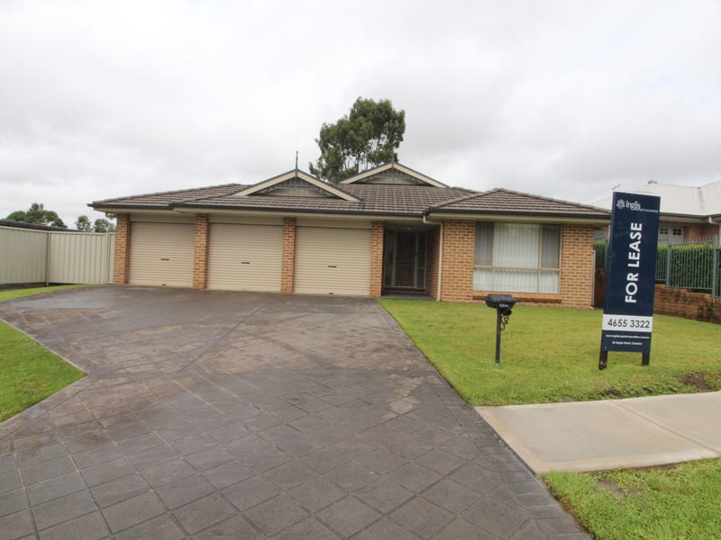 130 Holdsworth Drive, Mount Annan, NSW 2567