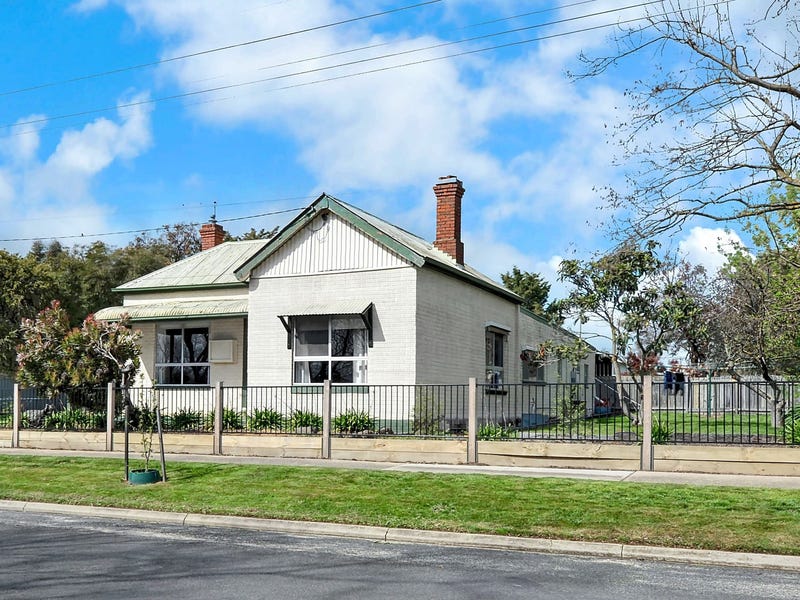 43 Elizabeth Street, Ararat, Vic 3377 House for Sale