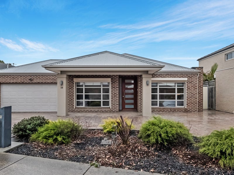 10 Kinkora Cres, South Morang, VIC 3752