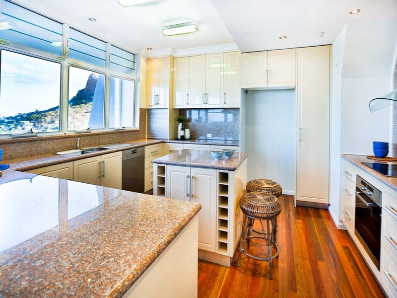 2/14 Balmoral Drive, Castle Hill, QLD 4810