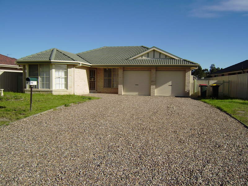 31 Burradoo Cres, Nowra, NSW 2541