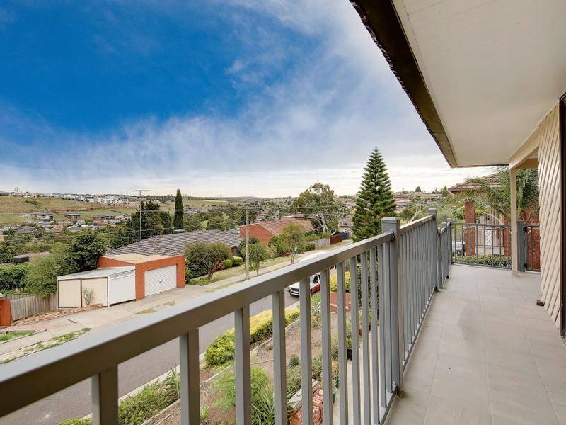 76 Outlook Drive, Glenroy, VIC 3046