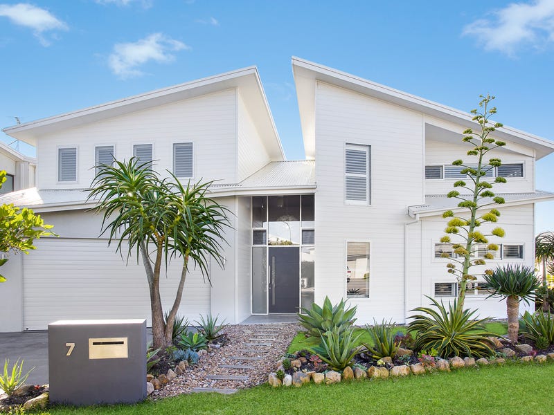 7 Greenhills Street, Greenhills Beach, NSW 2230