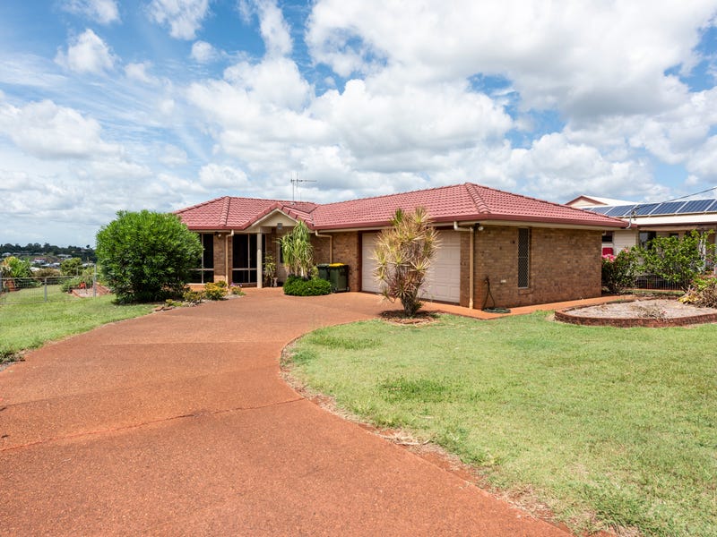 33 BROADHURST STREET, Childers, Qld 4660 Property Details