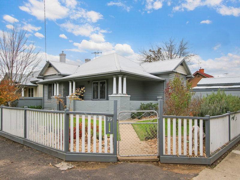 39 Charles Street, Benalla, Vic 3672 Property Details